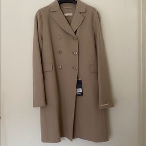 Brand new ‘S MaxMara coat.